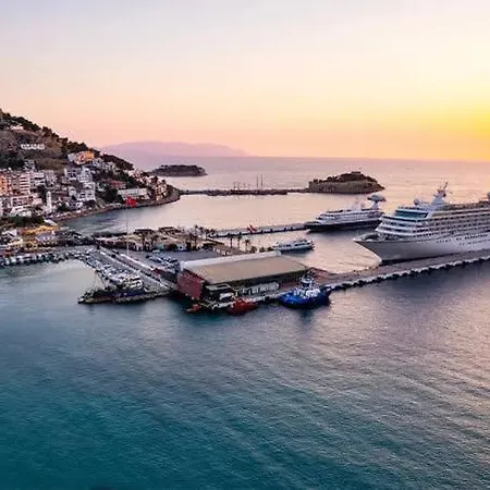 Soem Elaia Villa